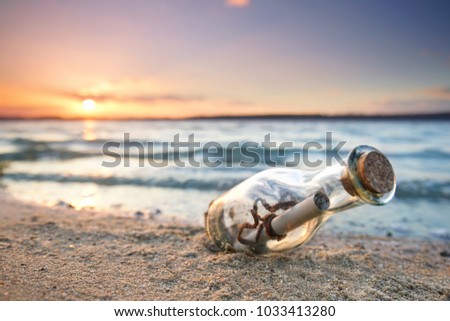 Similar – Foto Bild Seascape | Abendstimmung am Meer in Pastell