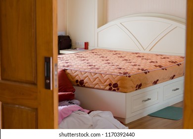 Messy Room And Clean Room Images Stock Photos Vectors