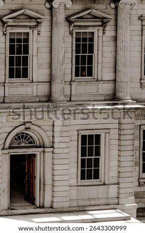 The MET structure building facade