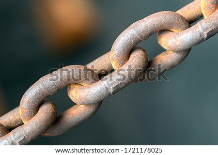 metal chain with clipping path close-up