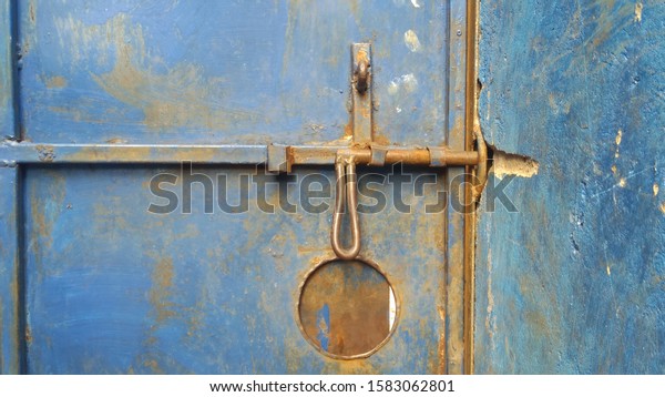 show original title Details about   Lock Plates Lock Bezel without holes WROUGHT IRON SPECIAL OFFERS Gate 025