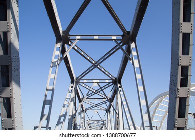 Metal Stucture Of Binzhou Railway Bridge, Harbin