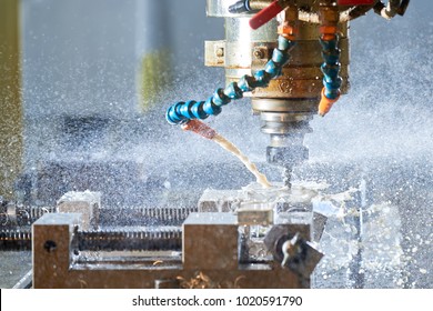 2,040 Vertical milling machine Images, Stock Photos & Vectors ...