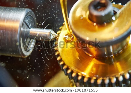 metalworking gear wheel machining with oil lubrication