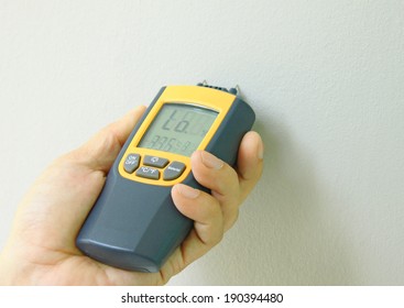 wall humidity meter