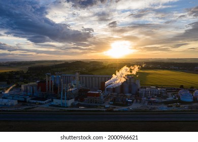 Methanol And Ethanol Factory. Polish Producer Of Methanol And Ethanol Produced From Corn Grain. The Production Plant Is Located Near Nysa In Poland.