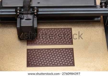 Method of layer-by-layer 3D printing of products with plastic with internal lattice filling