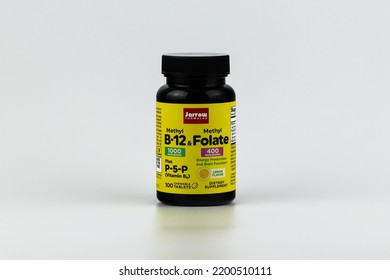 Methyl B-12 And Methyl Folate Capsules Editorial. Dietary Supplement In The Jar. Novosibirsk, Russia - January, 18 - 2022