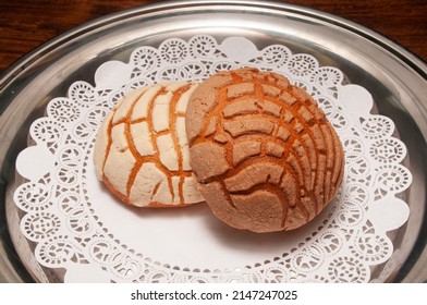 The Mexican cuisine known as conchas or sweet bread