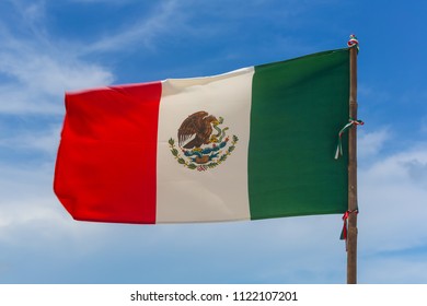 1,316 Mexican Flag Flying Images, Stock Photos & Vectors | Shutterstock