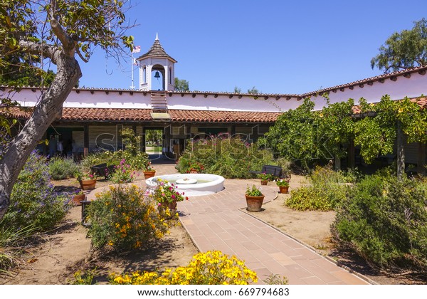 Mexican Style House Garden Stock Photo Edit Now 669794683