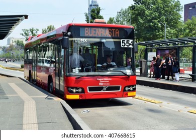 Mexico City - 18/04/2016 - Metro Bus Line 4 At Mexico City 