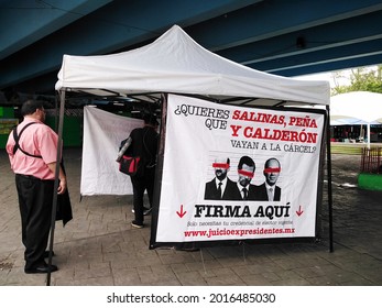 Mexico City, July 9th 2021, A Small Group Of People Wait In A Tent On The Street To Register In The Electoral Roll To Vote In The August 1 Consultation To Prosecute Former Mexican Presidents