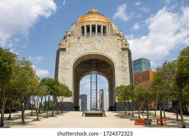 Mexico City - May 2 2020: CDMX Famous Landmark Monument To The Revolution ( Monumento A La Revolución ) In Architecture Style Of Art Deco And Mexican Socialist Realism Empty During Covid-19 Pandemic.