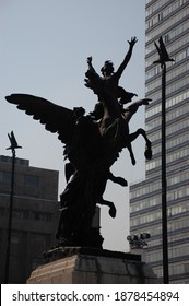 Mexico City - May 25 2010: The Statues On The Building Of The Modern Art Museum Of Mexico. 