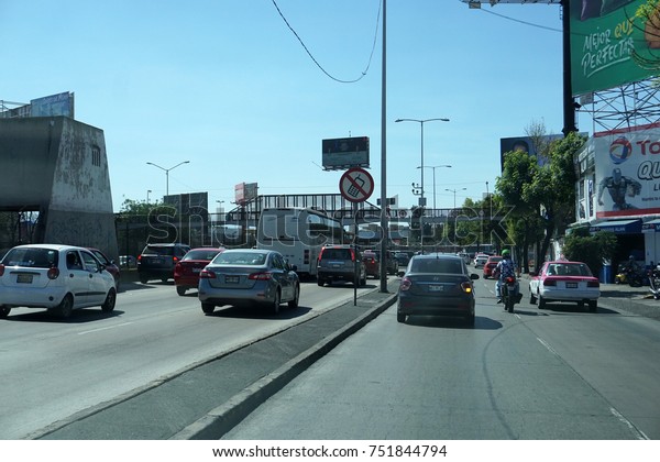 MEXICO CITY, MEXICO - NOVEMBER 5 2017 -\
Mexican metropolis with more than 25 milions of inhabitants mexico\
city street are every day a traffic\
jam