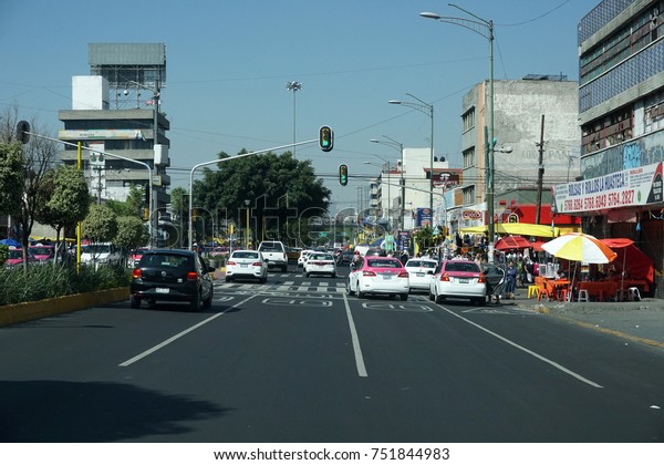 MEXICO CITY, MEXICO - NOVEMBER 5 2017 -
Mexican metropolis with more than 25 milions of inhabitants mexico
city street are every day a traffic
jam