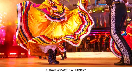 Mexico national costume. Dancers show