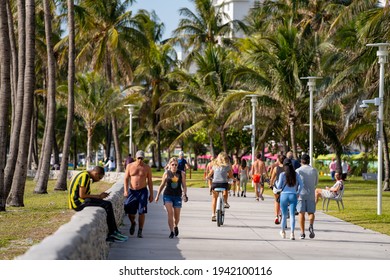 MIAMI BEACH, FL, USA - MARCH 20, 2021: Miami Beach Crowds Spring Break 2021 During Covid 19 Coronavirus Pandemic