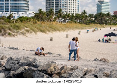 Miami Beach, FL, USA - May 29, 2021: Couples Photoshoot In Miami Beach