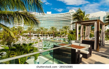 Miami Beach, FL USA - October 3, 2012: The Beautiful Pool Area Of The Historic Art Deco Fontainebleau Hotel On Miami Beach.