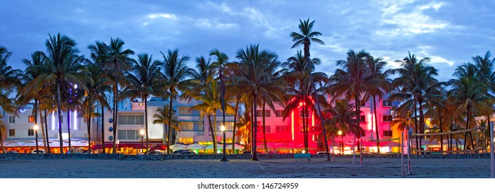 Ocean Drive Miami Images Stock Photos Vectors Shutterstock