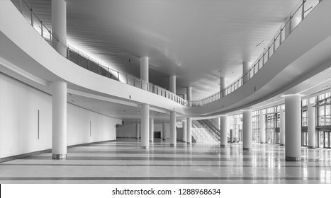 MIAMI BEACH, FLORIDA, USA - DECEMBER 14, 2018: Panorama Of An Empty Interior Of The Lobby Of The Contemporary Miami Beach Convention Center