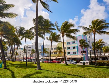 Miami Beach Ocean Boulevard Art Deco District In Florida USA