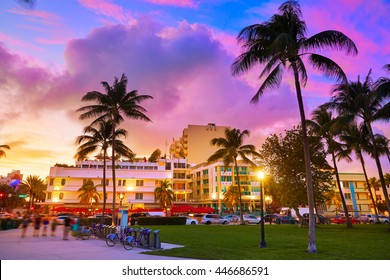 Miami Beach South Beach Sunset In Ocean Drive Florida Art Deco