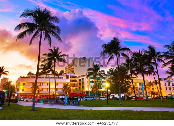 Miami Beach South Beach Atardecer En Foto De Stock Editar Ahora