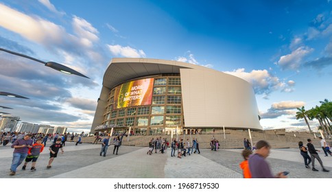 MIAMI, FL - FEBRUARY 26, 2016: Panoramic View Of AA Arena At Sunset With Locals And Tourists.