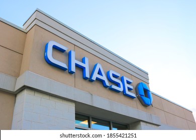 Miami, FL - November 2020: JP Morgan Chase Bank Branch