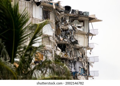 MIAMI, FL, UNITED STATES - JUNE 26, 2021: View of a partially collapsed building in Surfside North of Miami Beach.