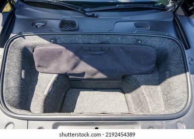 Miami, FL, USA - July 21, 2022: Front Trunk Space Of An Audi R8