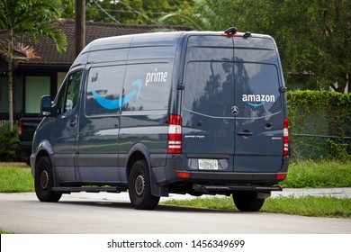 Amazon Delivery Van High Res Stock Images Shutterstock