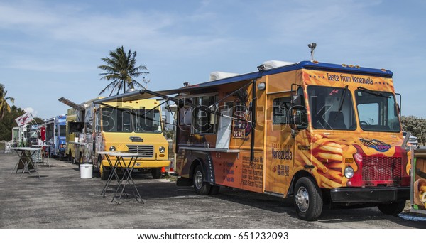MIAMI, FLORIDA, MAY 31, 2017: Food Trucks\
Wednesday\'s at North Bay\
Village