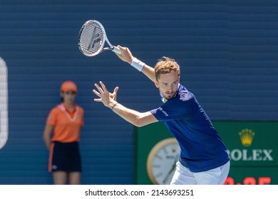 Miami Gardens, FL, USA. 26th Mar. 2022. Daniil Medvedev Vs Andy Murray ATP 2022 Miami Open By Itau. Score:6-4,6-2. Winner: Daniil Medvedev