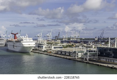 MIAMI, USA - SEPTEMBER 06, 2014 : The Port of Miami with cruise ship on September 06, 2014 in Miami.
