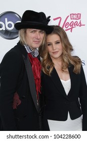 Michael Lockwood, Lisa Marie Presley At The 2012 Billboard Music Awards Arrivals, MGM Grand, Las Vegas, NV 05-20-12