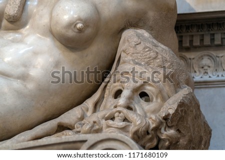 Michelangelo medici tomb schapel culpture detail in florence
