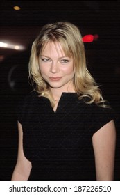 Michelle Williams At 100th Episode Of Dawson's Creek At Museum Of Television & Radio, NY 2/19/2002