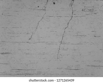 Micrograph  of stress corrosion crack in austenitic stainles steel type 304. The were branchy with multiple tips and propagated in transgranular m
ode.