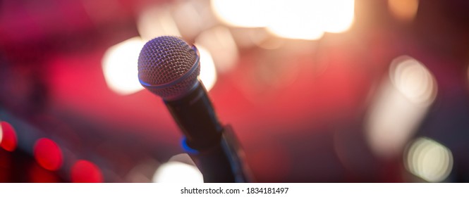 microphone on stage before the performance of the artist