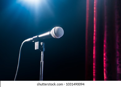 Microphone On A Stand Up Comedy Stage With Reflectors Ray, High Contrast Image