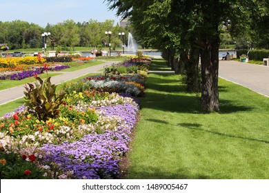 Mid Summer Blooming Beds Of Flowers Saskatchewan Legislature Grounds