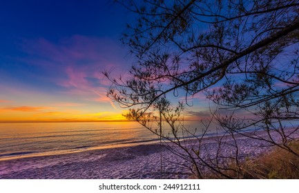 Middle Beach On Manasota Key At Sunset.