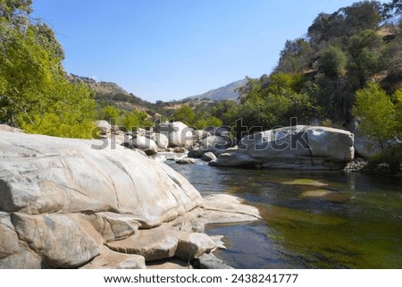  Middle Fork Kaweah River at Sequoia National Park