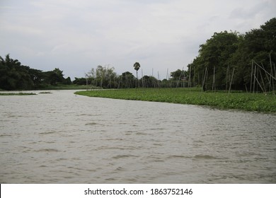 In The Middle Of The Tha Chin River