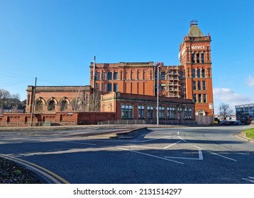 MIDDLETON, UK - FEBRUARY 27, 2022: Victorian Cotton Mill In Bright Sunlight