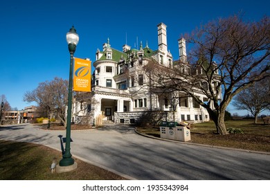 Middletown, NY - USA - Mar 13, 2021: View Of Morris Hall Of Orange County Community College Or SUNY Orange. Formally The Webb Horton House, An Ornate 40-room Mansion In Middletown. 